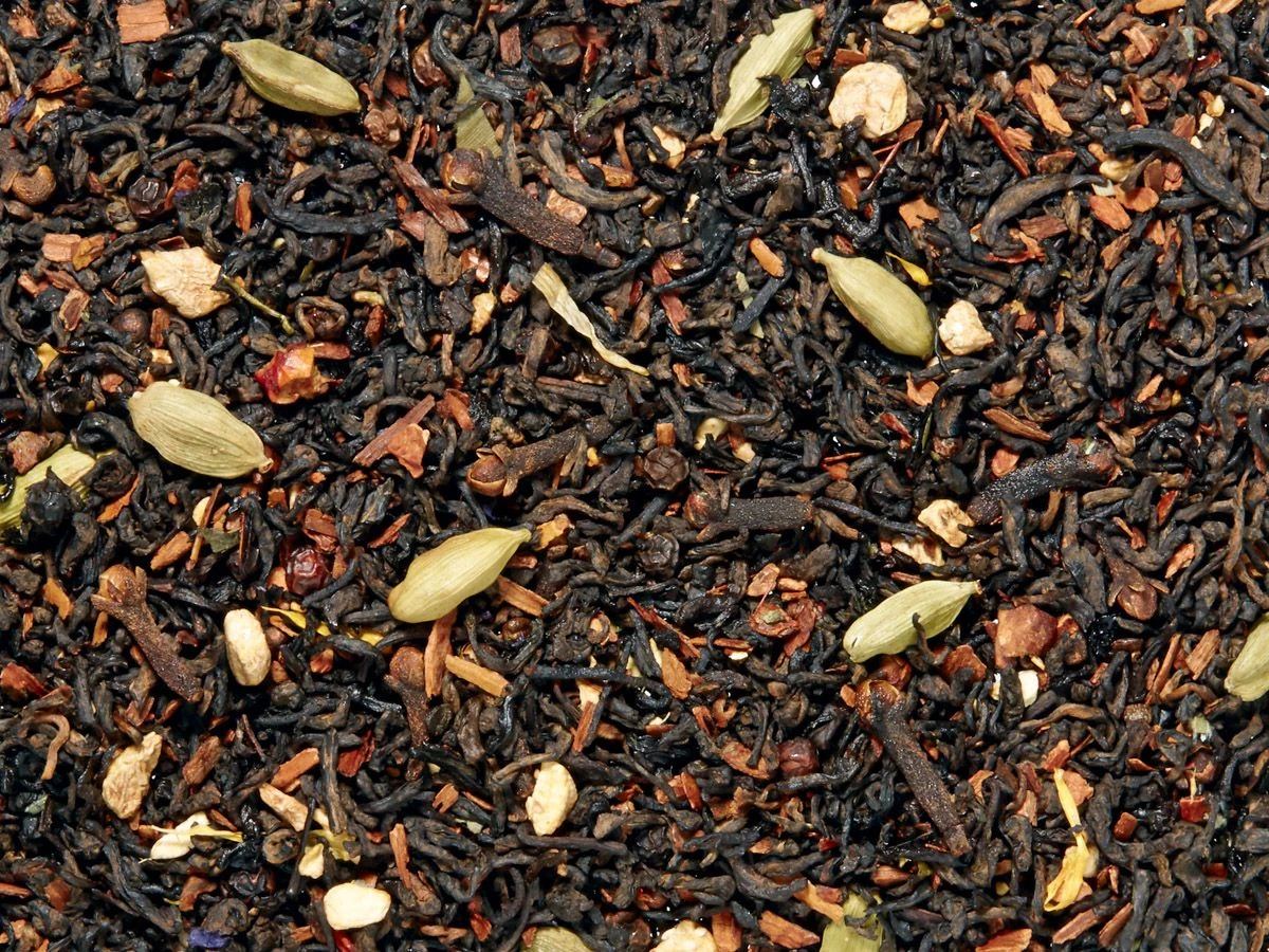 Pu-Erh Chai - Kaneel kardamom
 -
 Zwarte thee
